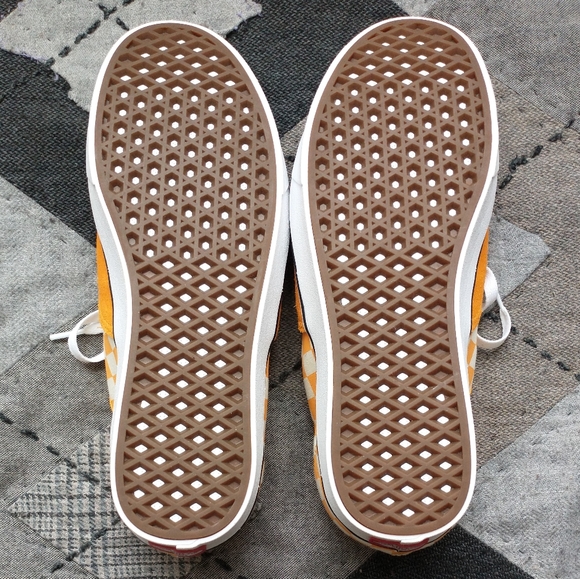 Vans Comfycush Suede Checkerboard Lace-up - Picture 5 of 6